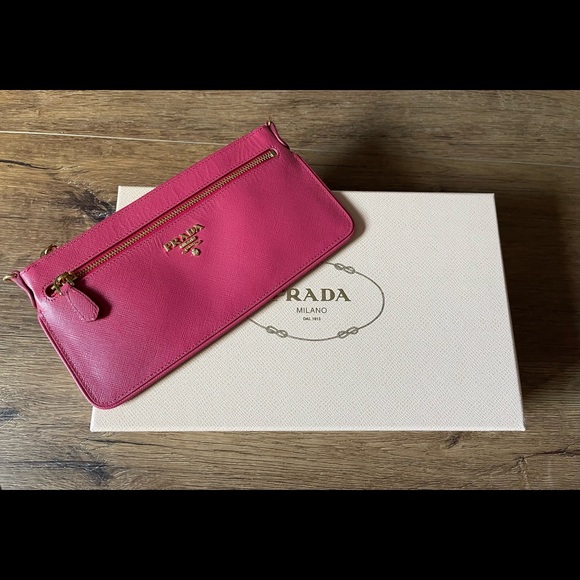 PRADA-AUTHENTIC (NWT) Fuchsia Leather Crossbody Handbag - Picture 8 of 13